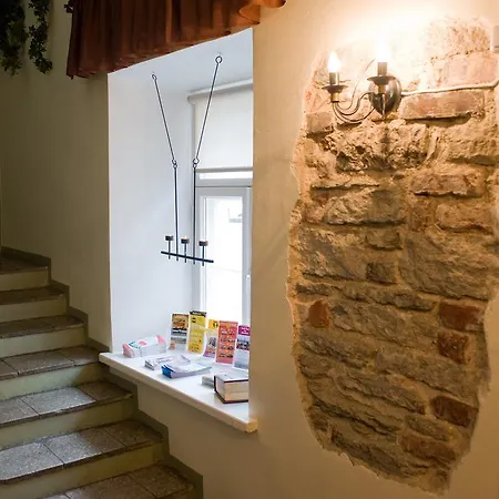 Oldhouse Hostel