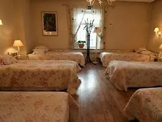 Oldhouse *